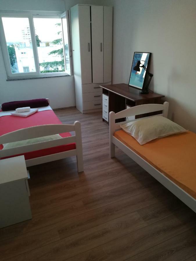 Apartman Tonika Pula Exterior photo